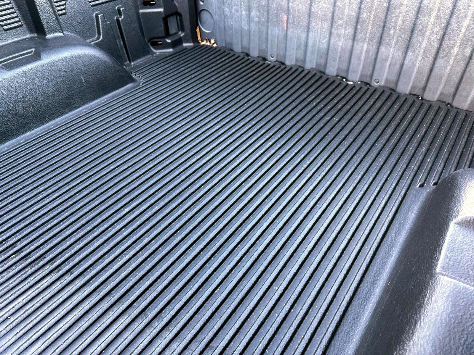 Used 2020 Chevrolet Silverado 1500 LT w/ Trailering Package image 6