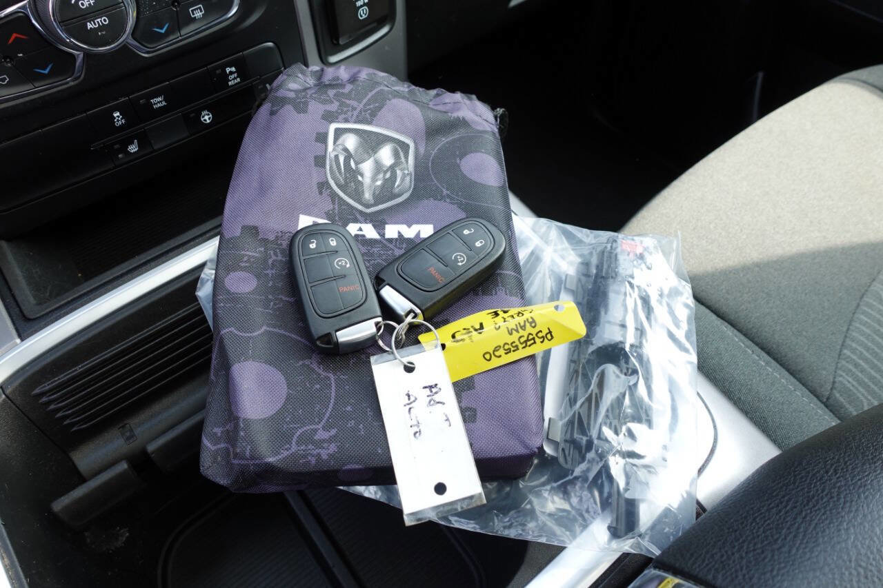 Used 2023 RAM 1500 Classic Warlock image 67