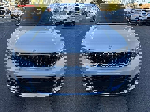 New 2025 Jeep Grand Cherokee L Limited w/ Trailer Tow Package image 1