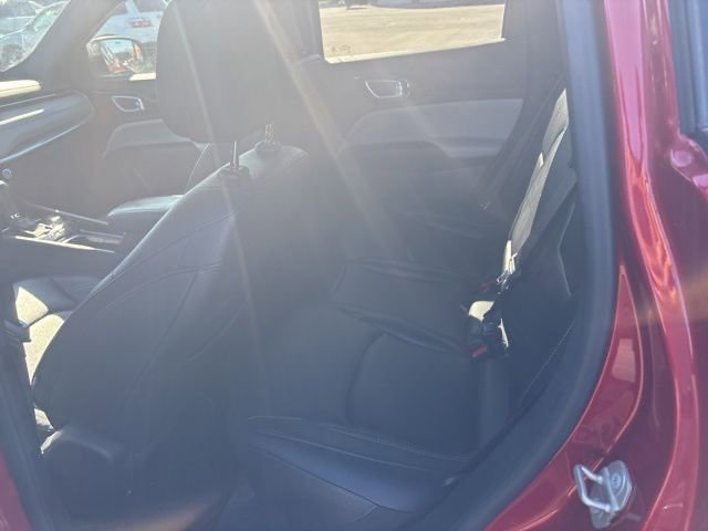 Used 2025 Jeep Compass Limited image 19