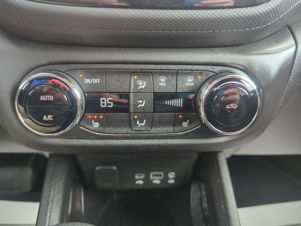 Certified 2023 Chevrolet TrailBlazer LT w/ Convenience Package image 30