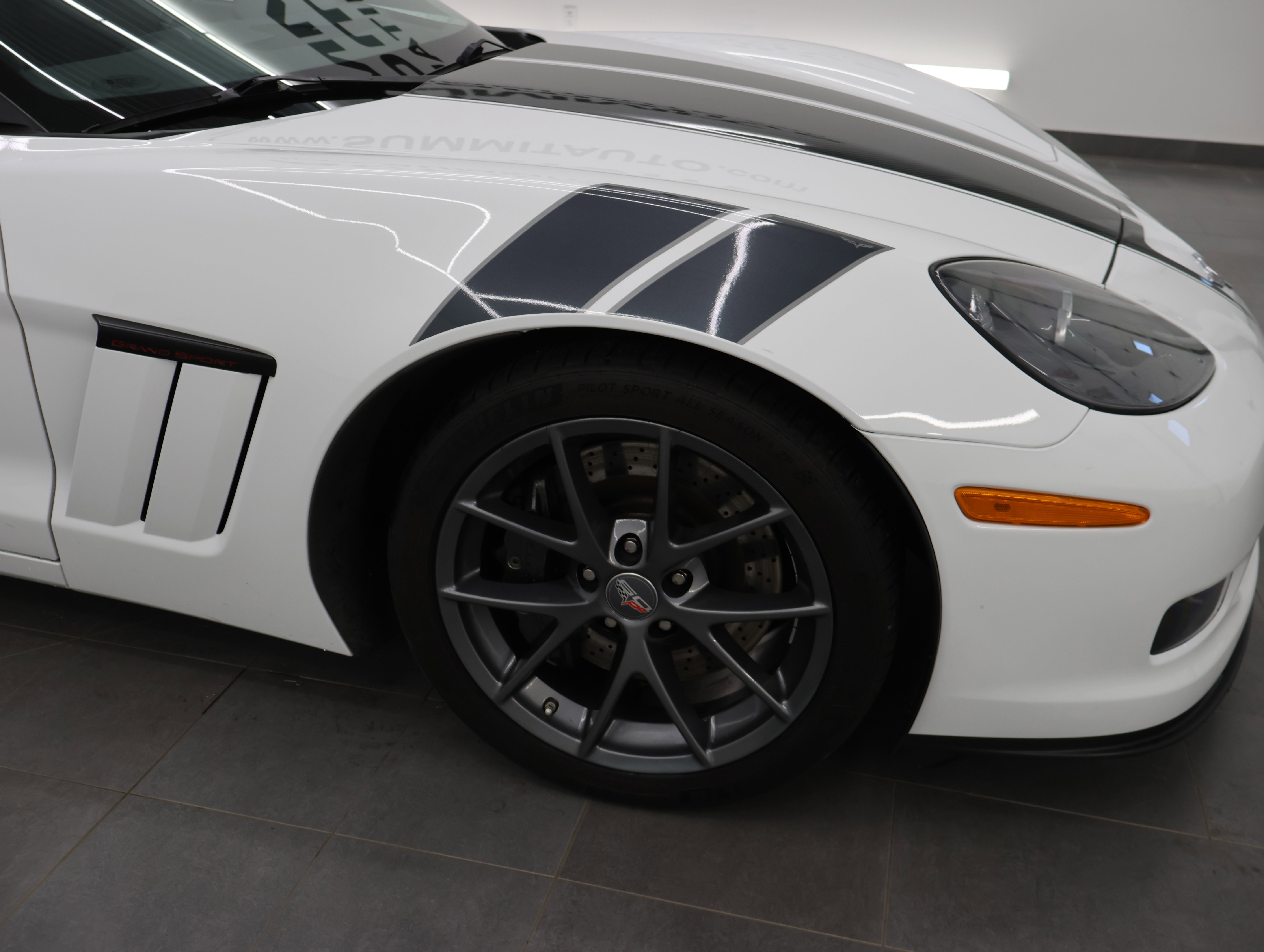 Used 2013 Chevrolet Corvette Grand Sport w/ 4LT Preferred Equipment Group RWD image 20