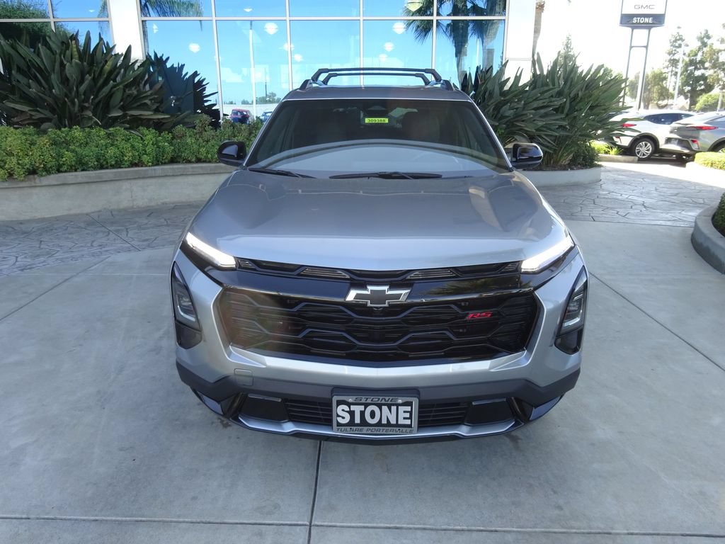 Certified 2025 Chevrolet Equinox RS FWD image 2