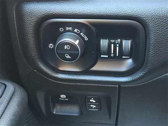 Used 2025 RAM 1500 Big Horn image 24