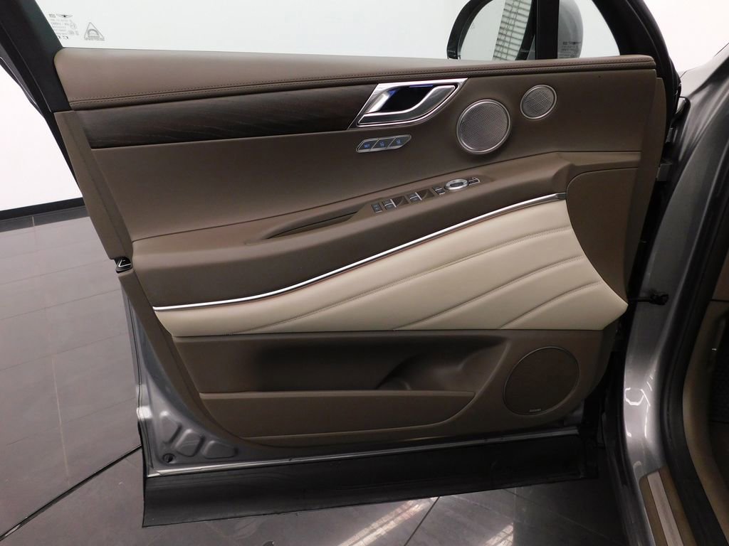 Used 2024 Genesis GV80 2.5T w/ Prestige Package image 15