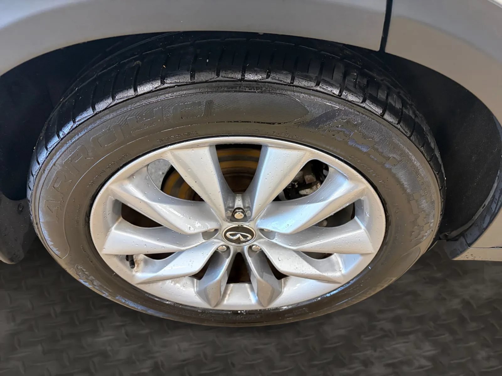 Used 2019 INFINITI QX50 Luxe w/ Navigation Package AWD/4WD image 41