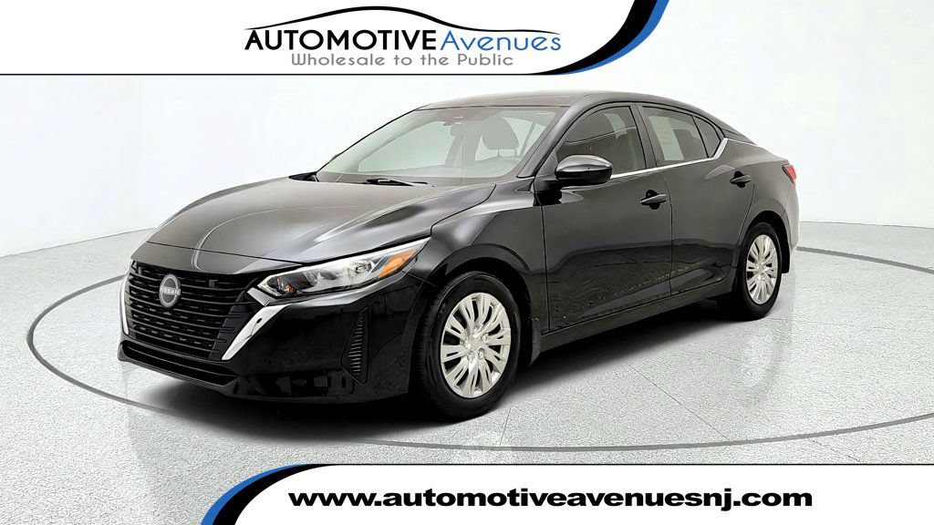 Used 2024 Nissan Sentra S FWD image 1