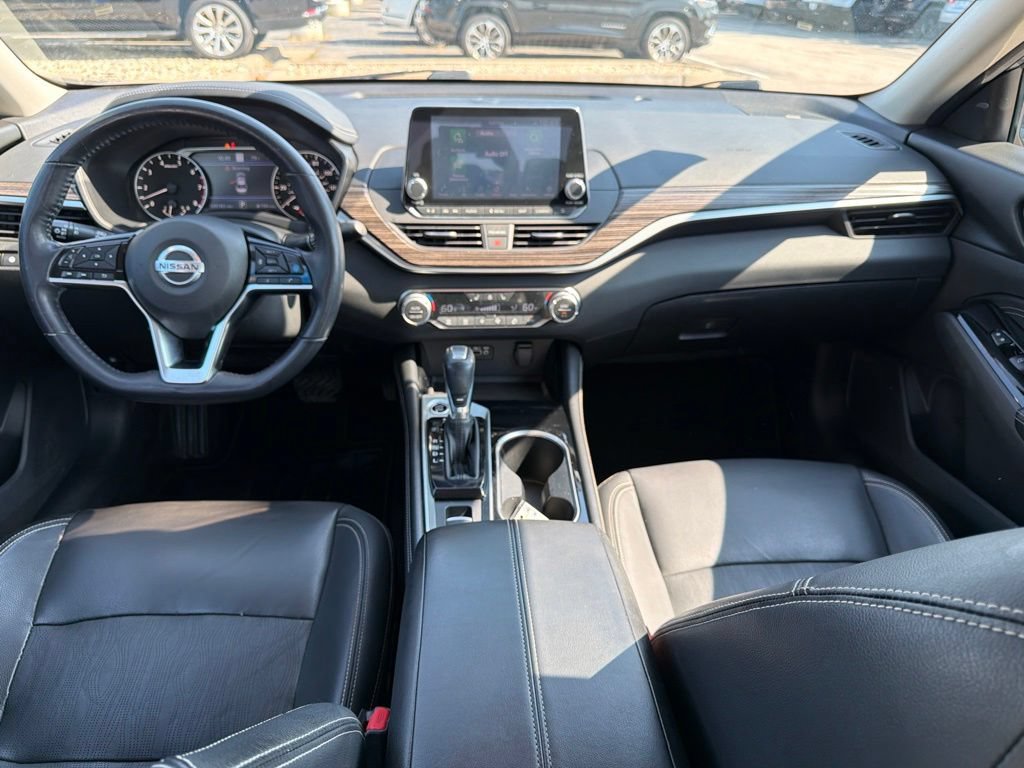Used 2020 Nissan Altima 2.5 SL FWD image 16