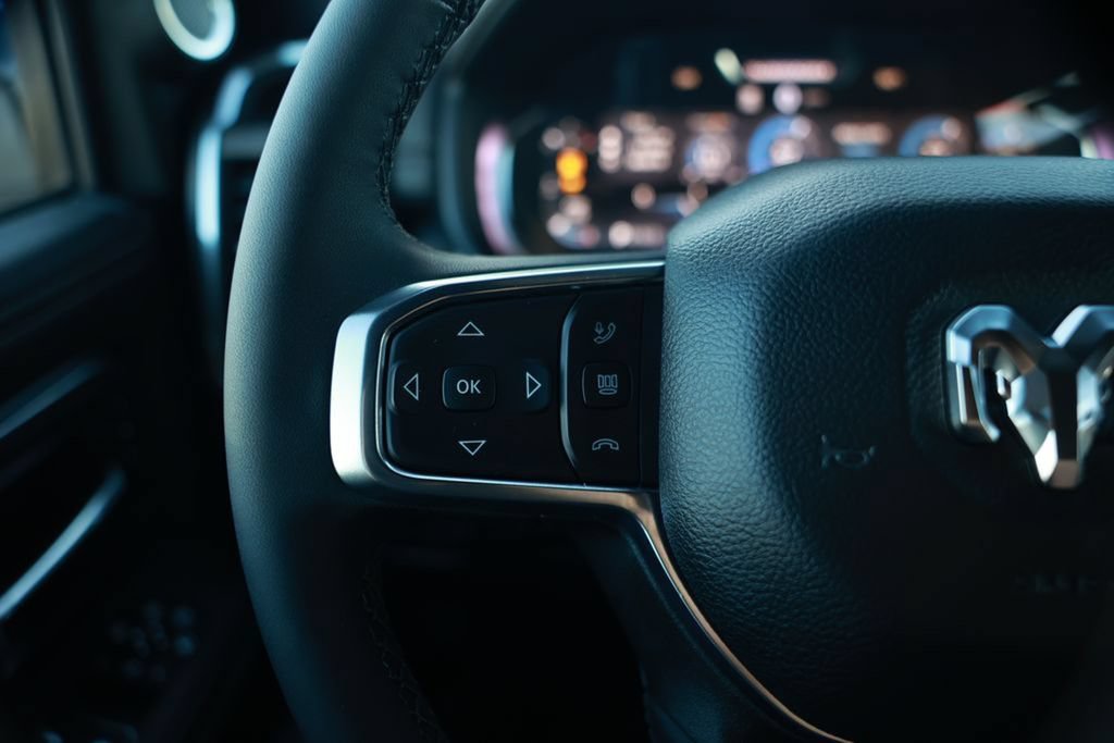 New 2026 RAM 3500 Laramie AWD/4WD image 19