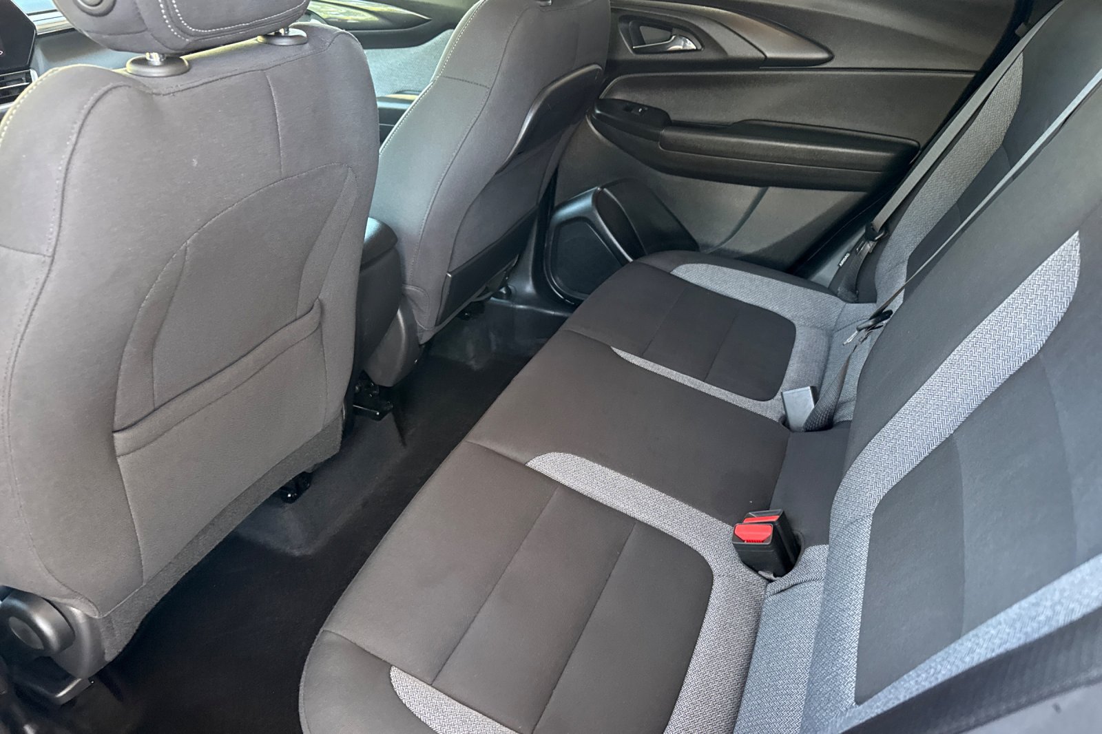 Used 2025 Chevrolet TrailBlazer LT FWD image 6