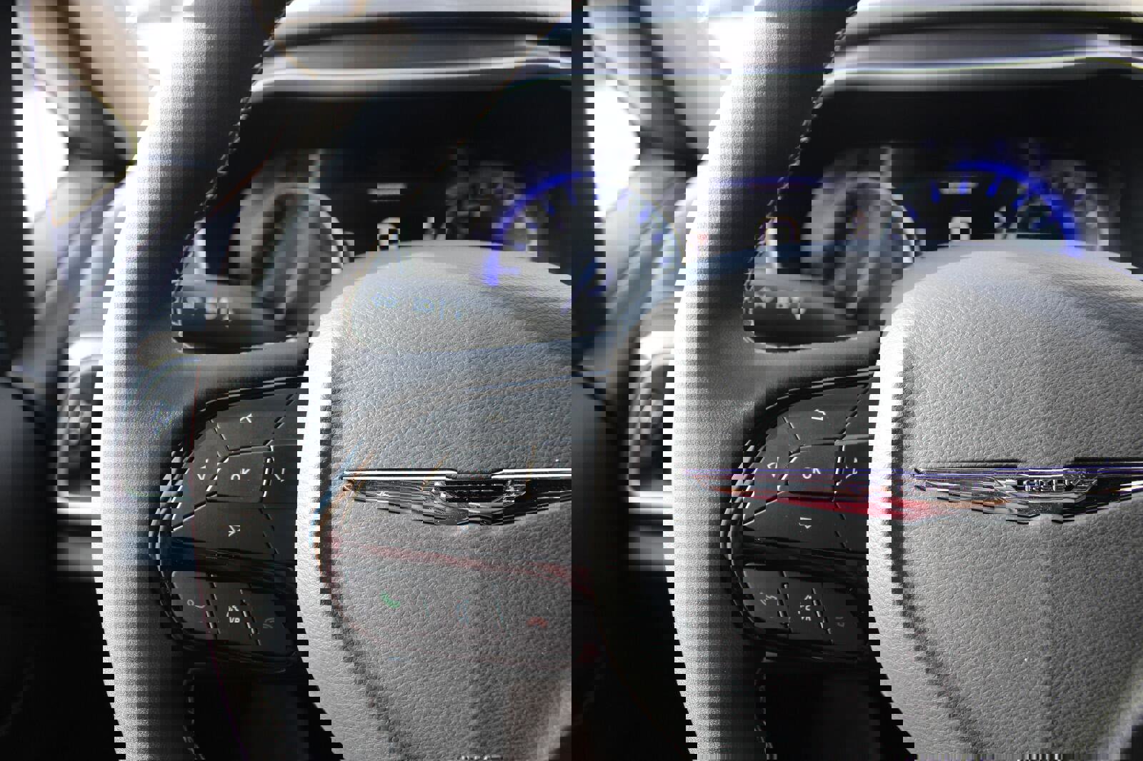 New 2026 Chrysler Pacifica Select w/ S Appearance Package image 14