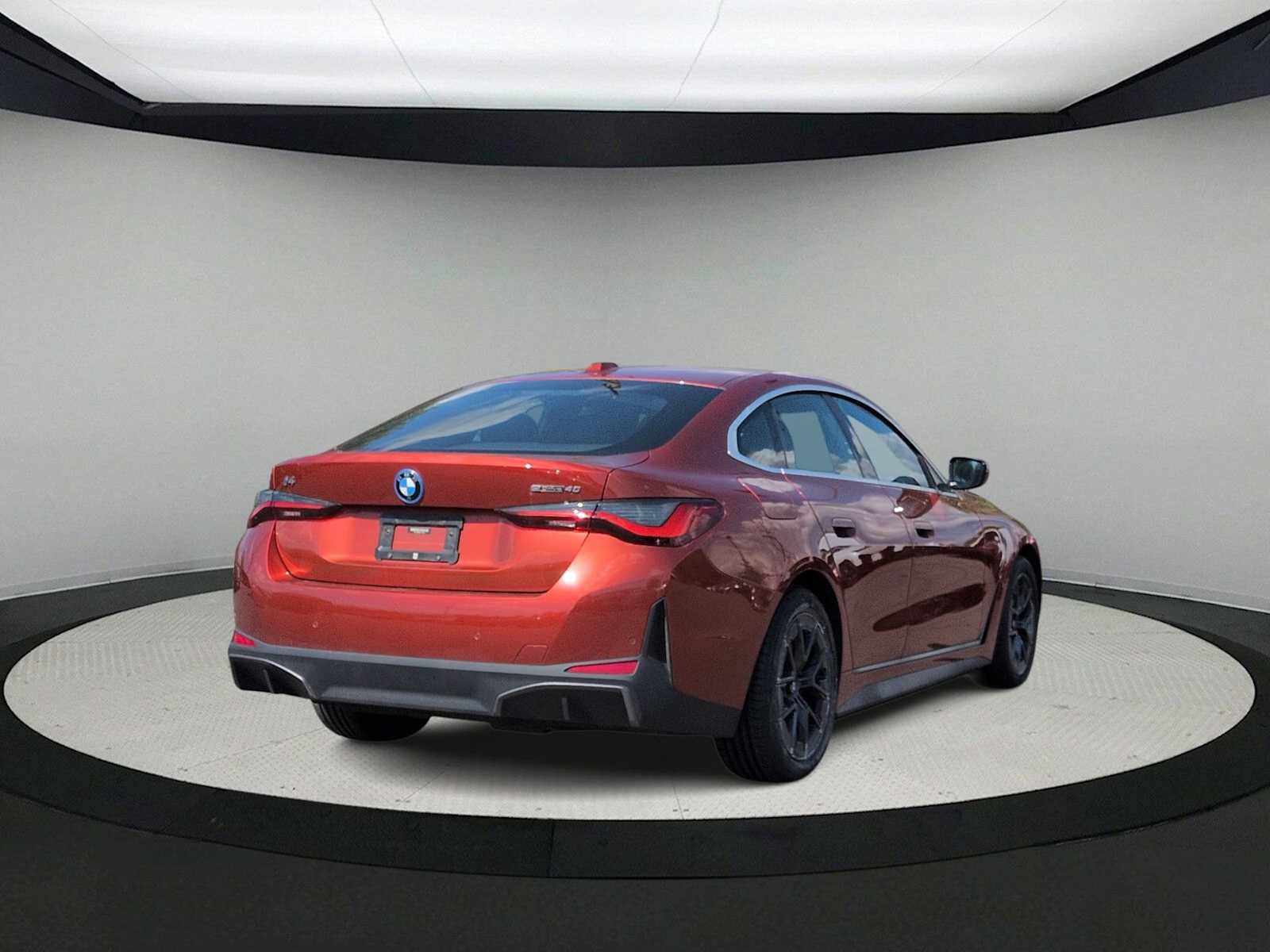Used 2023 BMW i4 eDrive40 w/ Premium Package RWD image 8
