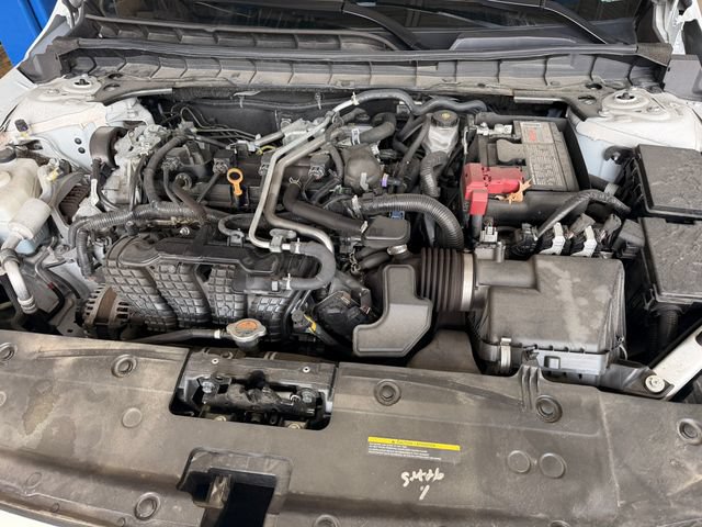 Used 2025 Nissan Altima 2.5 SV FWD image 7