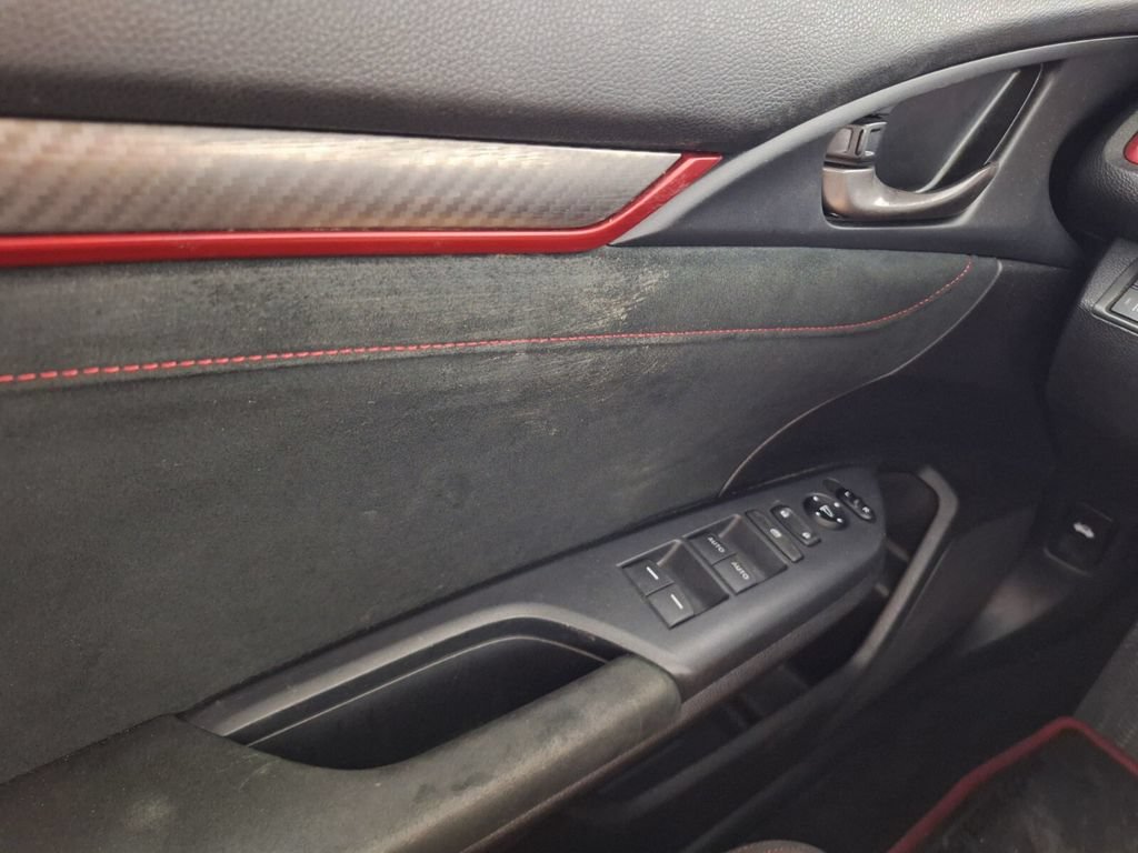 Used 2021 Honda Civic Type R image 17