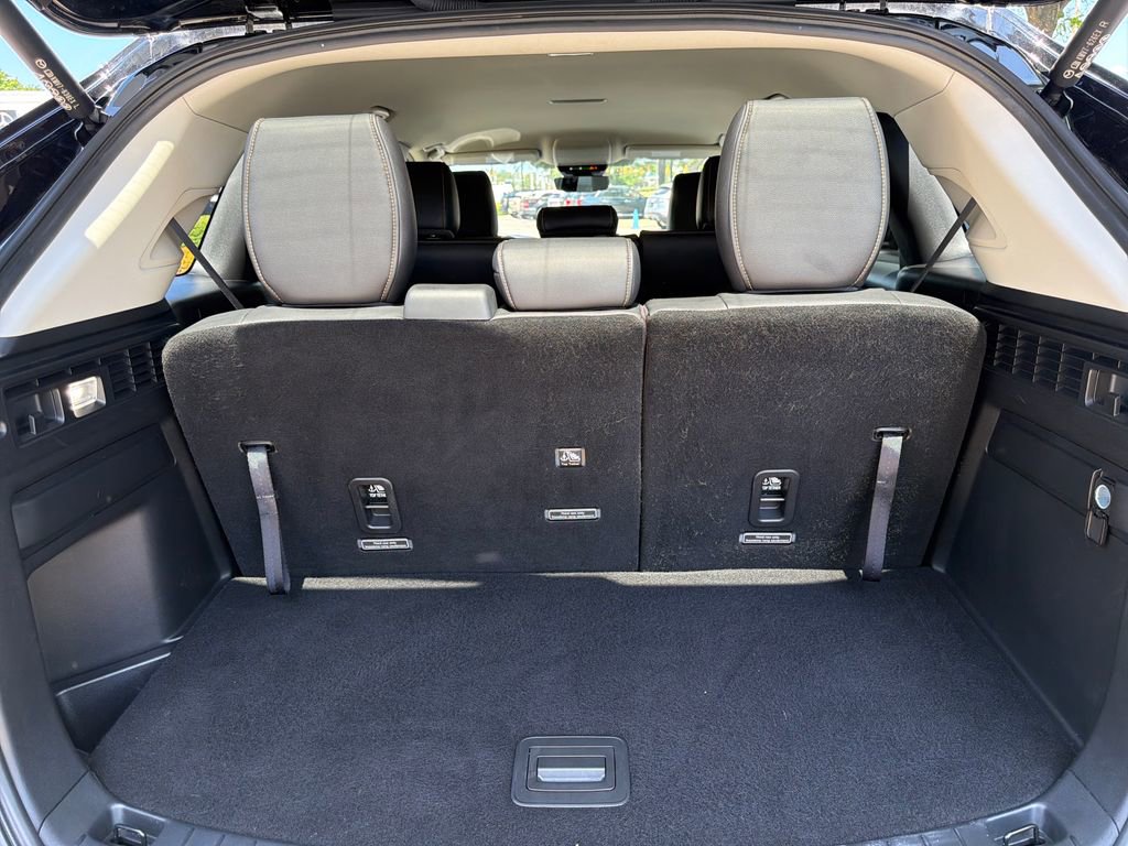 Used 2024 MAZDA CX-90 3.3 Turbo w/ Select Package image 31