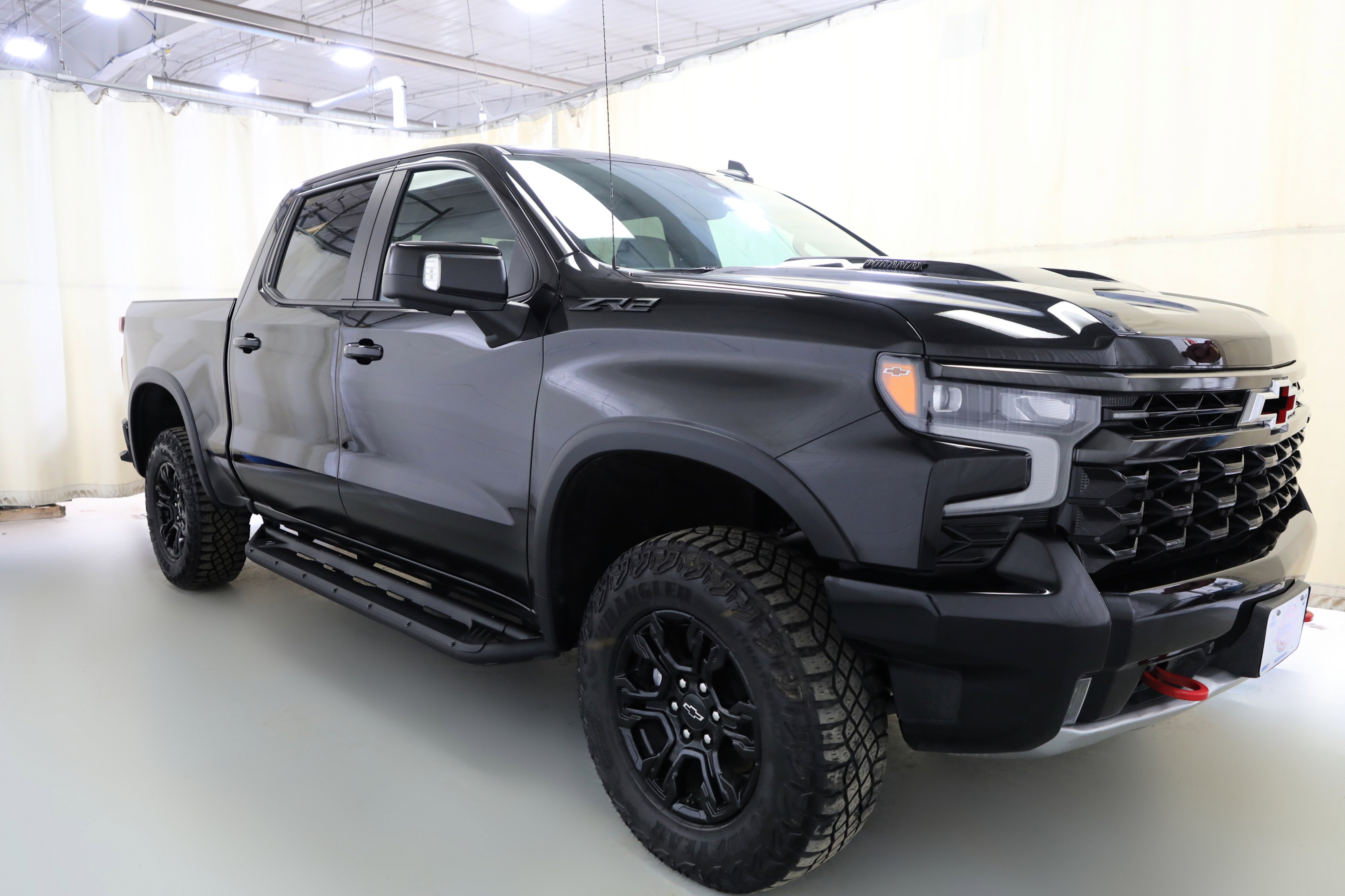 Used 2024 Chevrolet Silverado 1500 ZR2 w/ Technology Package image 18