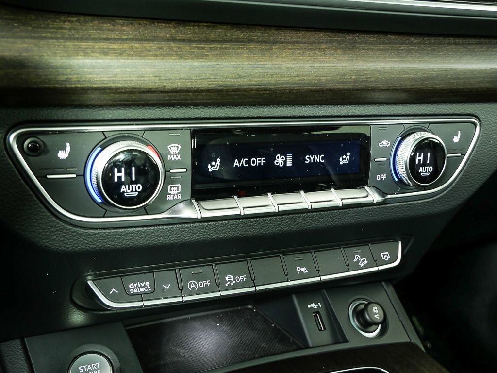 Used 2023 Audi Q5 2.0T Premium w/ Convenience Package image 15