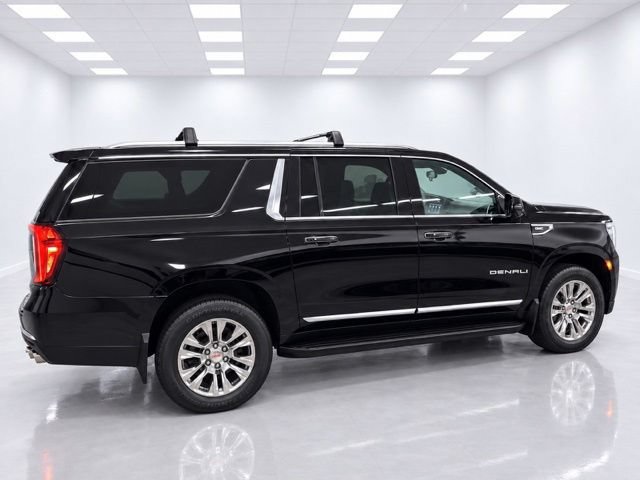 Used 2021 GMC Yukon XL Denali AWD/4WD image 5