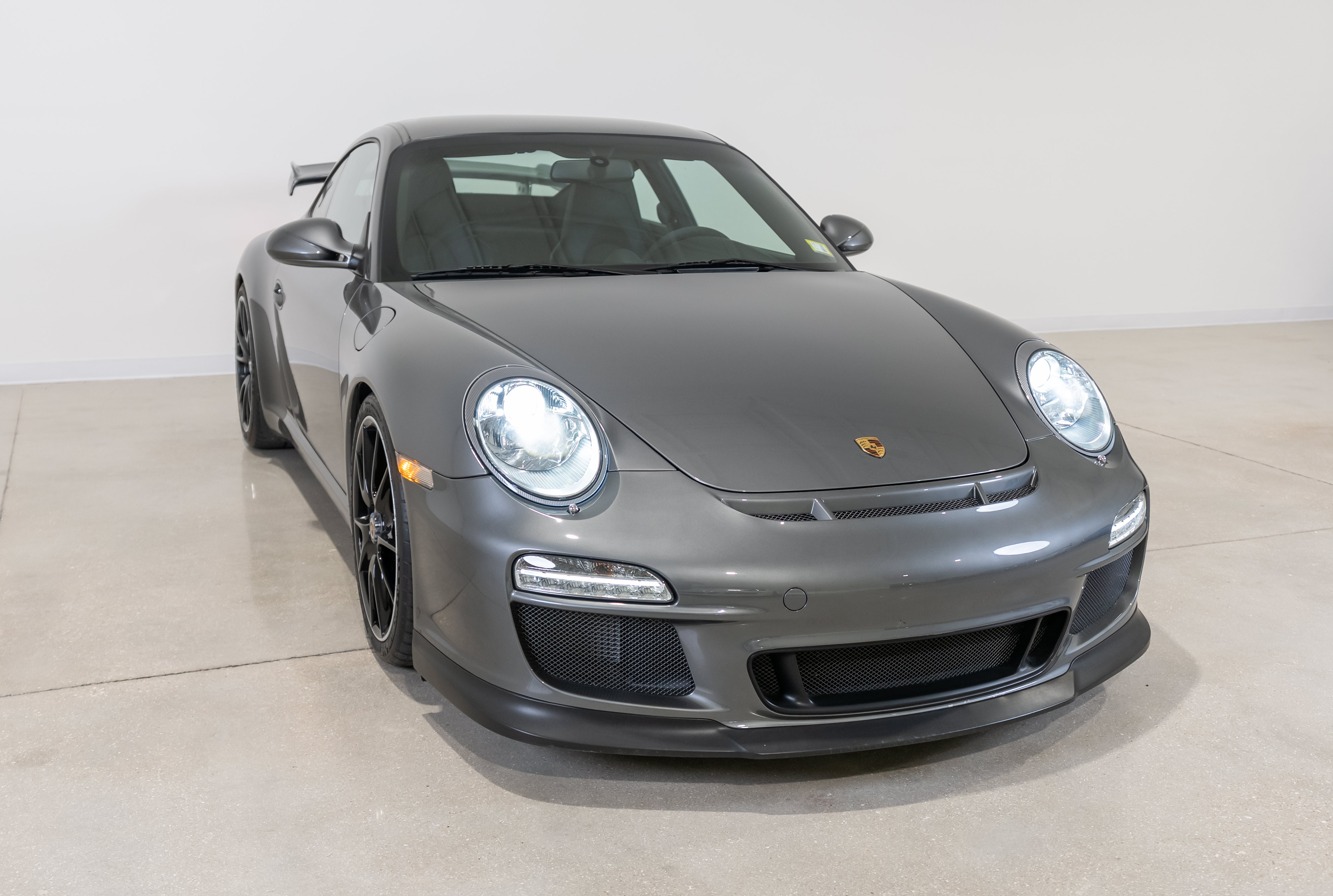 Used 2011 Porsche 911 GT3 RWD image 12