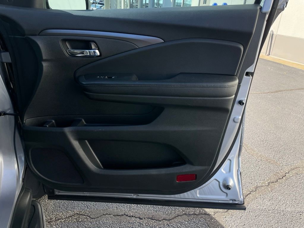 Certified 2022 Honda Pilot Sport image 29