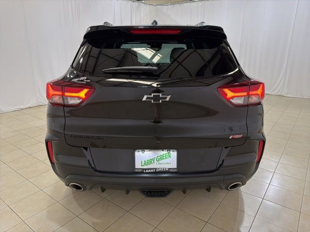 Used 2023 Chevrolet TrailBlazer RS w/ Sun and Liftgate Package image 4