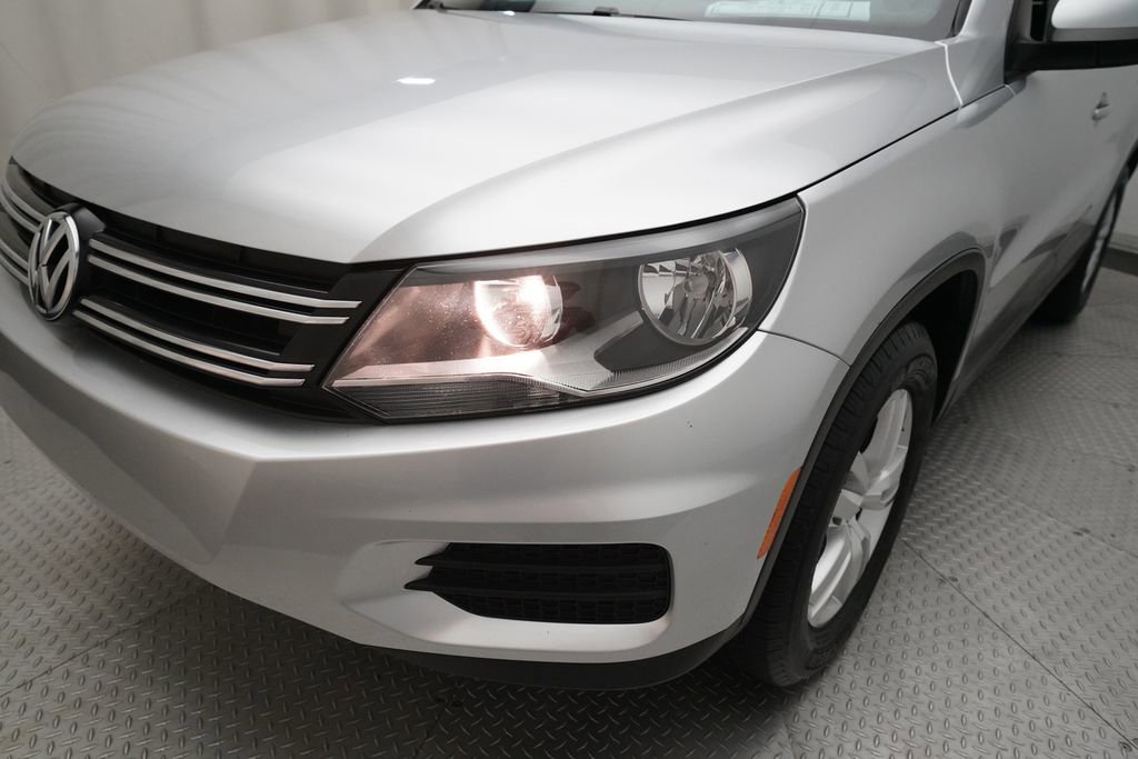 Used 2015 Volkswagen Tiguan S AWD/4WD image 21