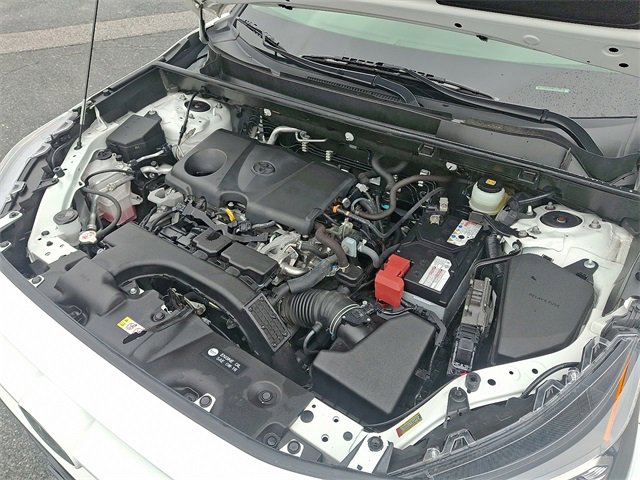 Used 2020 Toyota RAV4 XLE Premium image 26