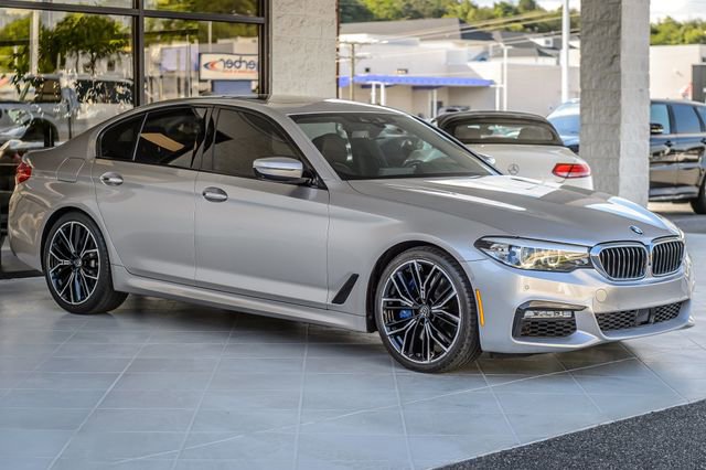 Used 2018 BMW 540i w/ M Sport Package RWD image 4
