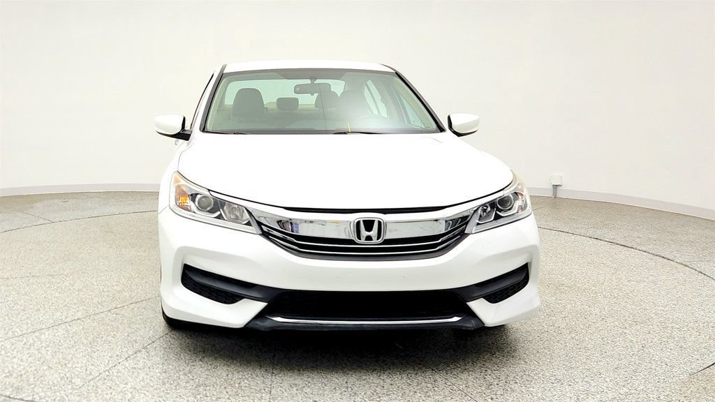 Used 2017 Honda Accord LX image 2