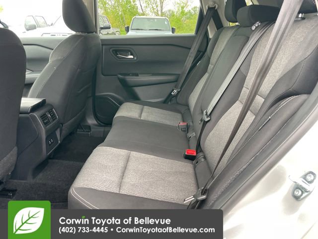 Used 2025 Nissan Rogue SV image 25