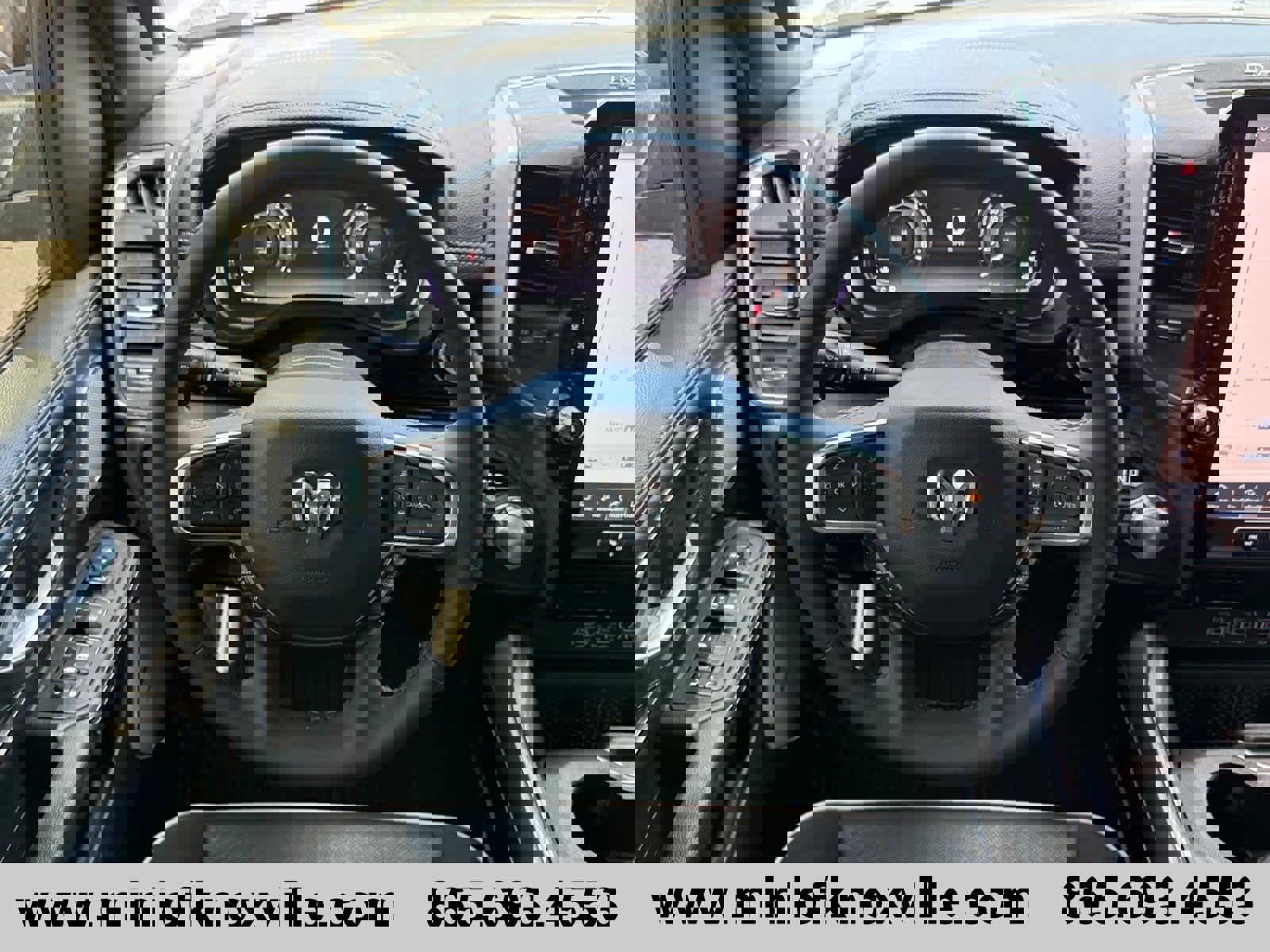 Used 2025 RAM 1500 Laramie w/ Night Edition image 16