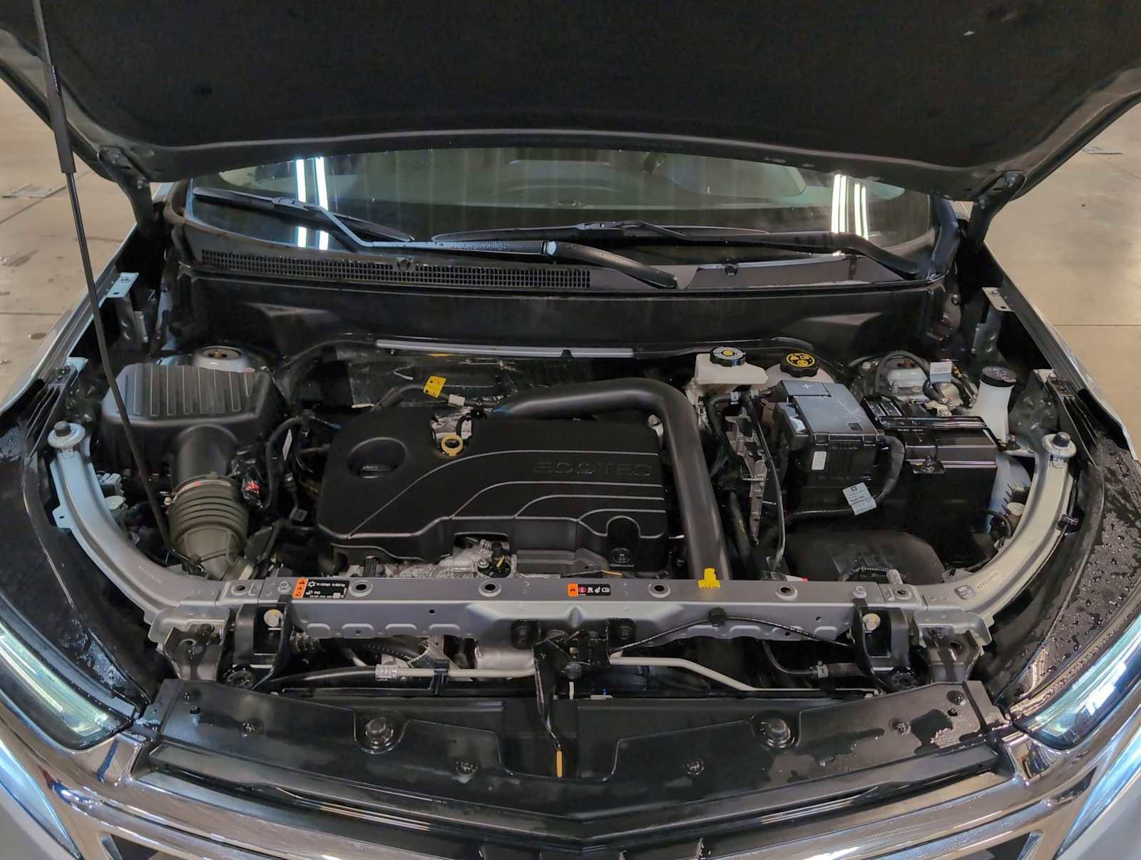 Used 2023 Chevrolet Equinox LT image 28