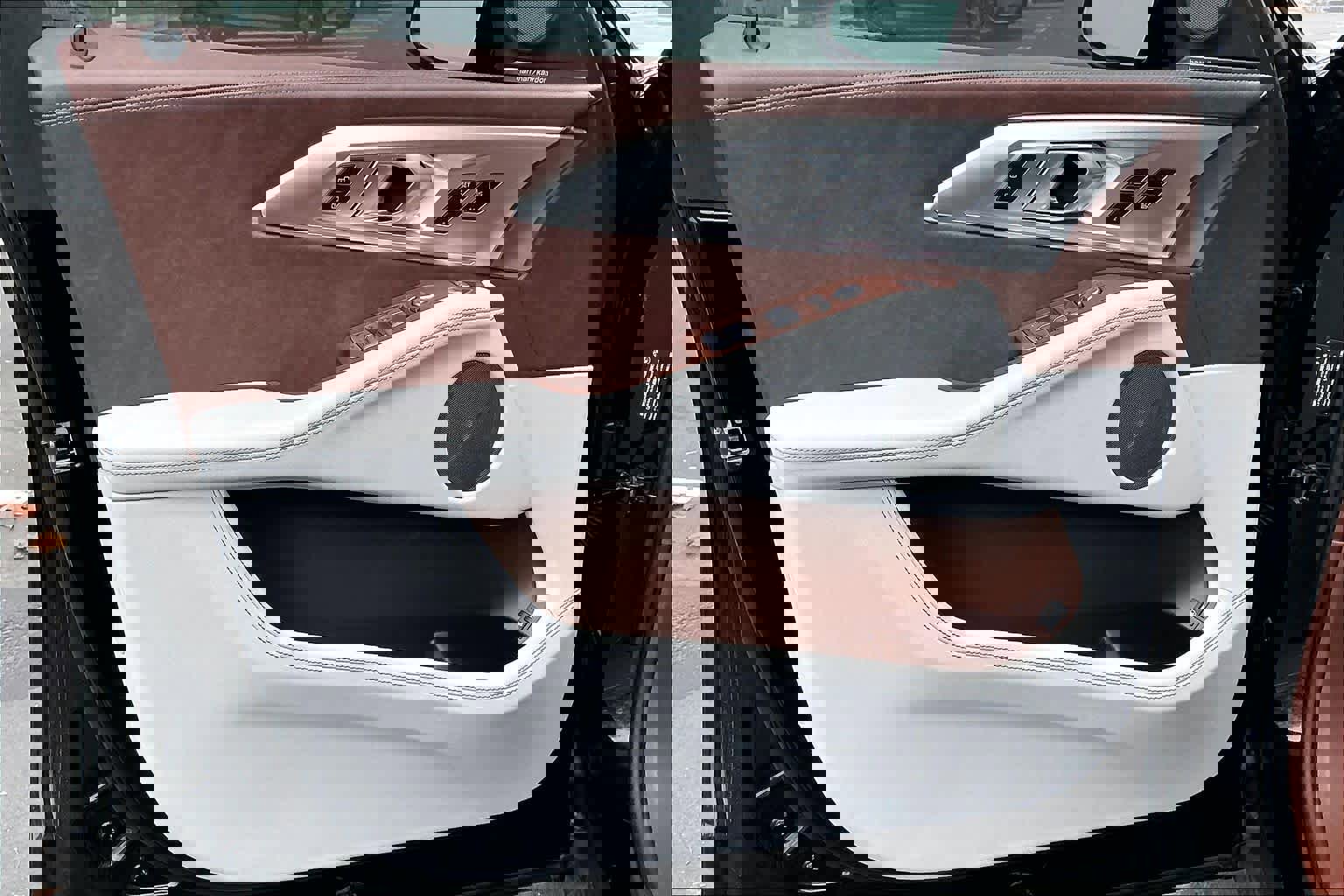 Used 2025 BMW XM image 24