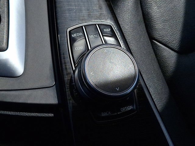 Used 2018 BMW 320i xDrive Sedan w/ Premium Package AWD/4WD image 31