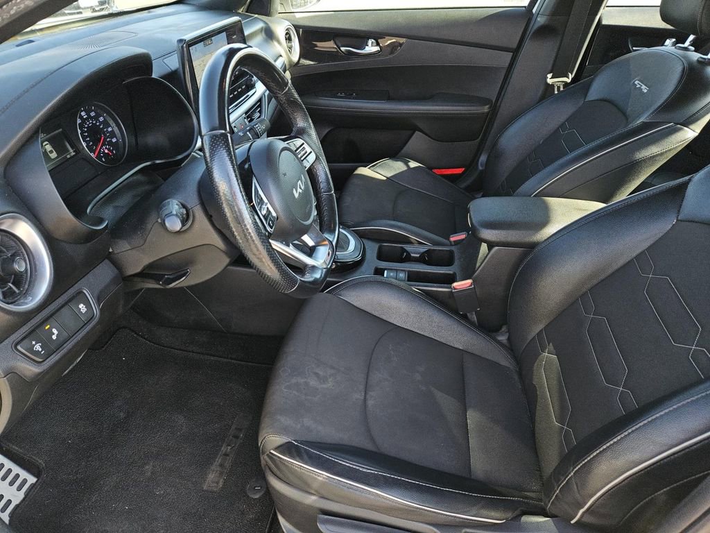Used 2022 Kia Forte GT-Line w/ GT-Line Technology Package image 23