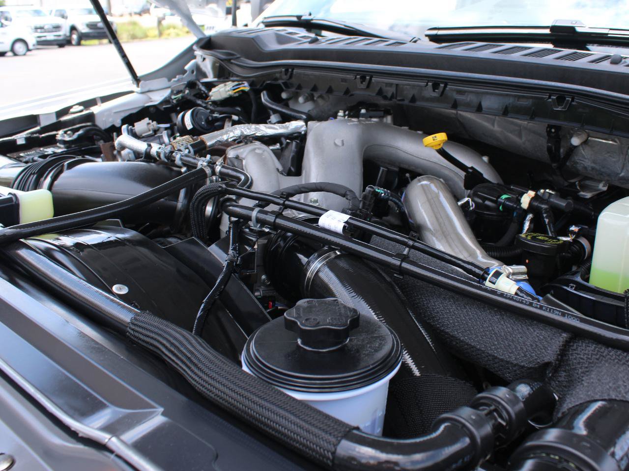 Used 2025 Ford F350 XL AWD/4WD image 16