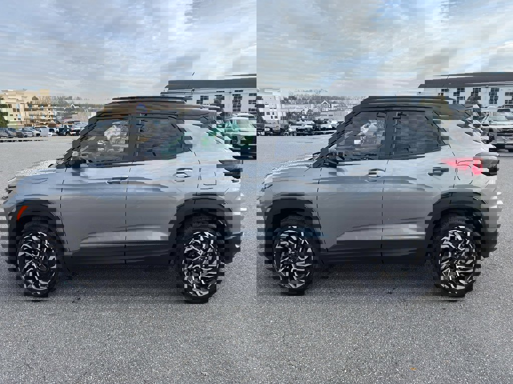 New 2026 Chevrolet TrailBlazer RS w/ Convenience Package image 3