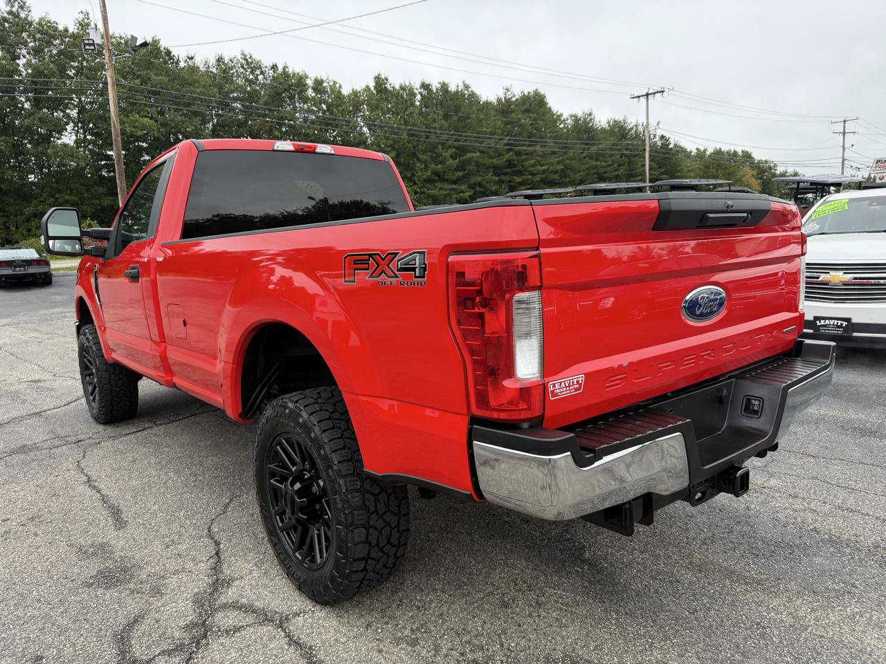 Used 2017 Ford F250 XLT w/ FX4 Off-Road Package AWD/4WD image 14