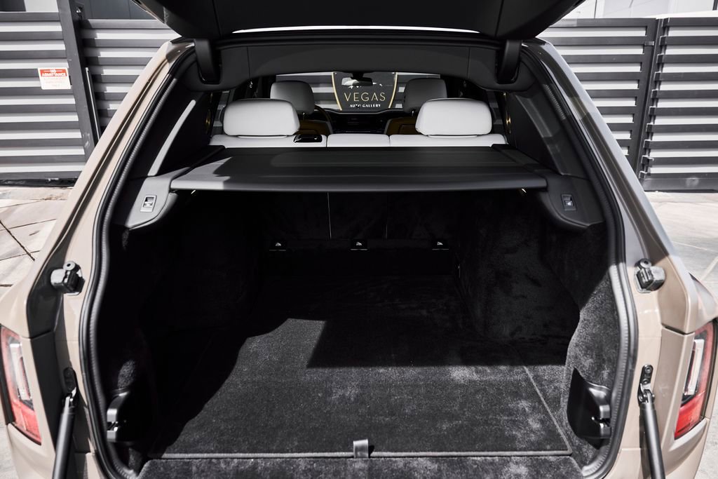 Used 2026 Rolls-Royce Cullinan Black Badge image 18