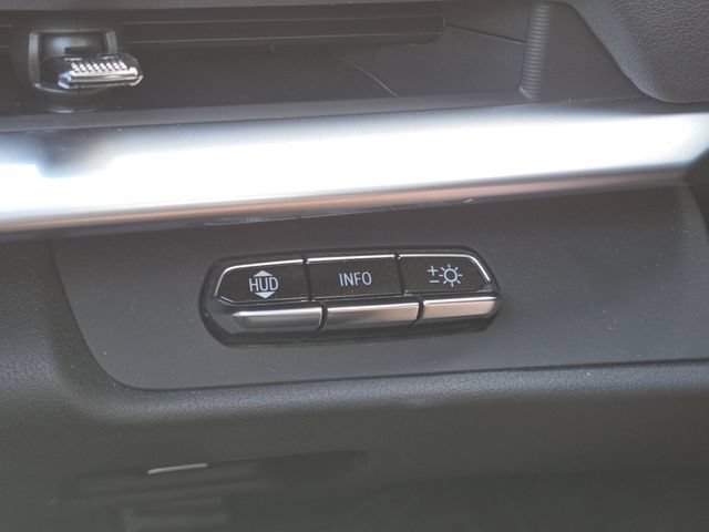 Used 2024 Chevrolet Corvette E-Ray AWD/4WD image 9