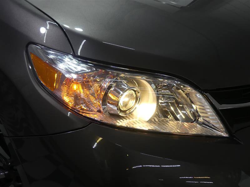 Used 2018 Toyota Sienna XLE Premium w/ Cargo Management Package image 15