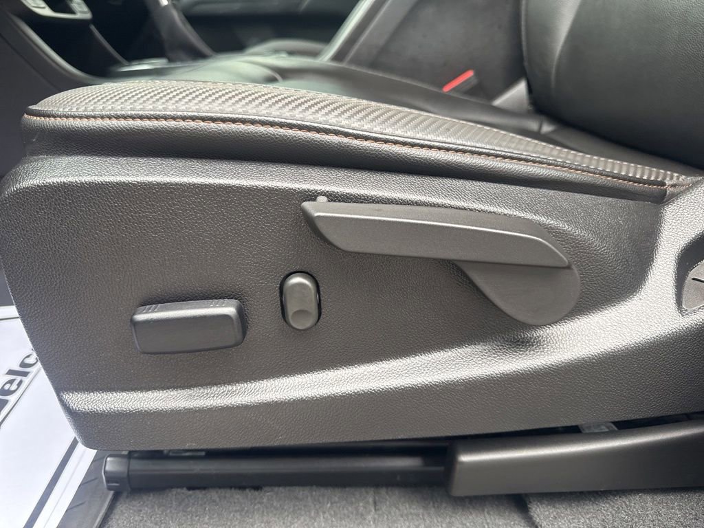 Used 2022 GMC Canyon AT4 w/ Driver Alert Package image 23