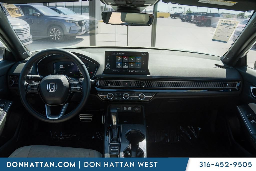 Used 2024 Honda Civic Sport Touring image 4