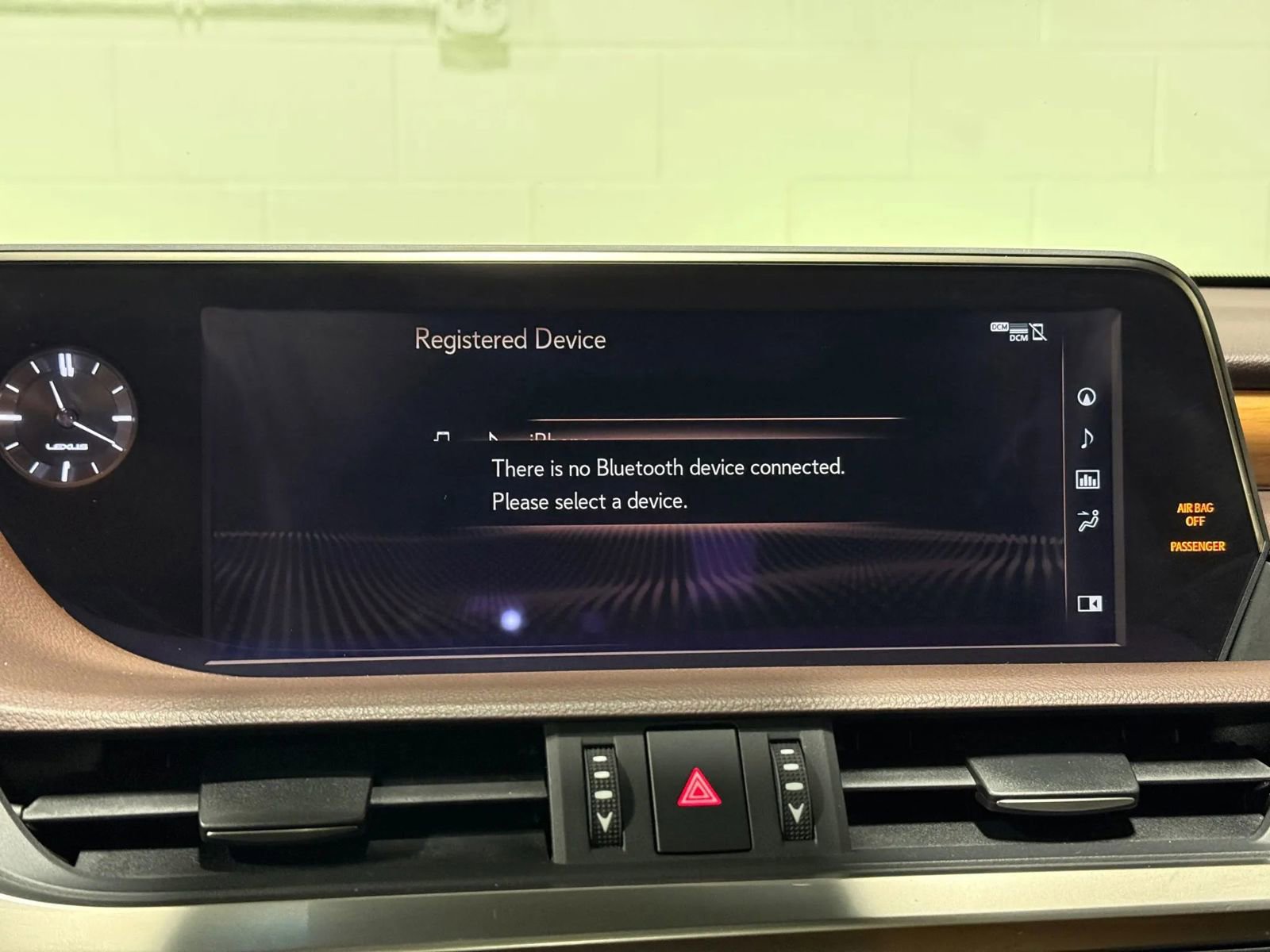 Used 2019 Lexus ES 350 Ultra Luxury w/ Accessory Package image 36