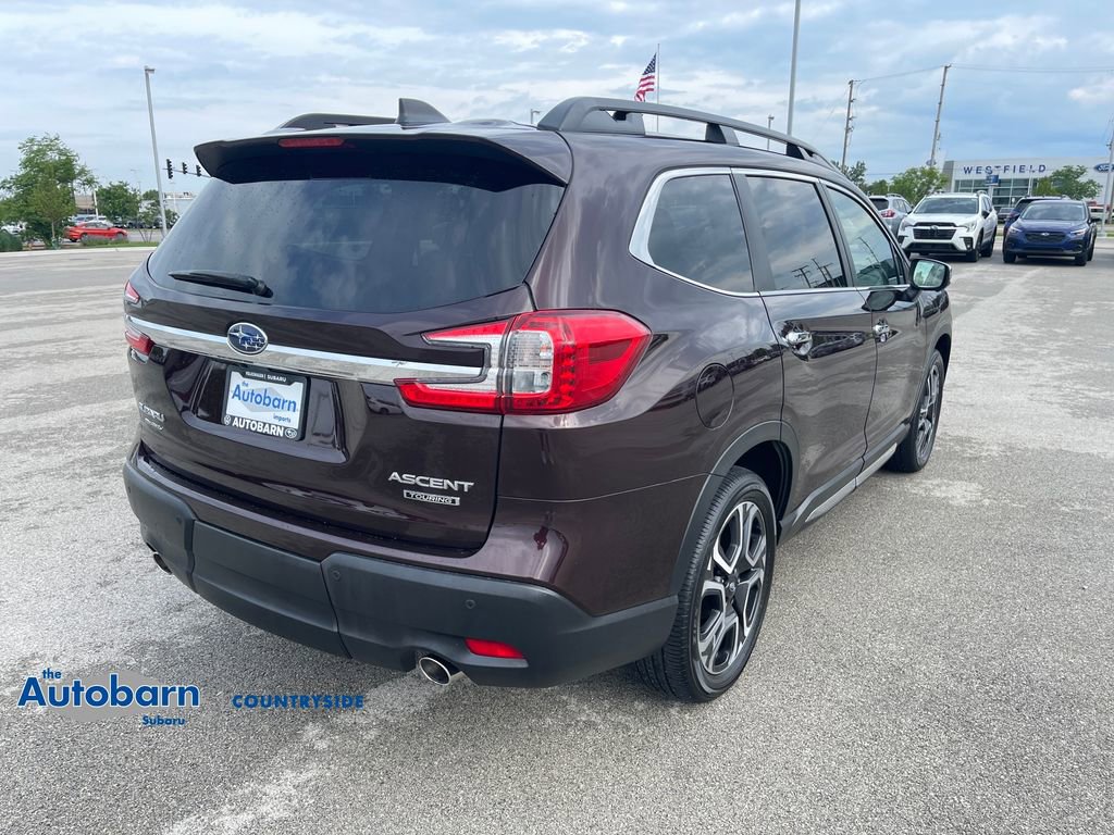 Used 2023 Subaru Ascent Touring AWD/4WD image 5