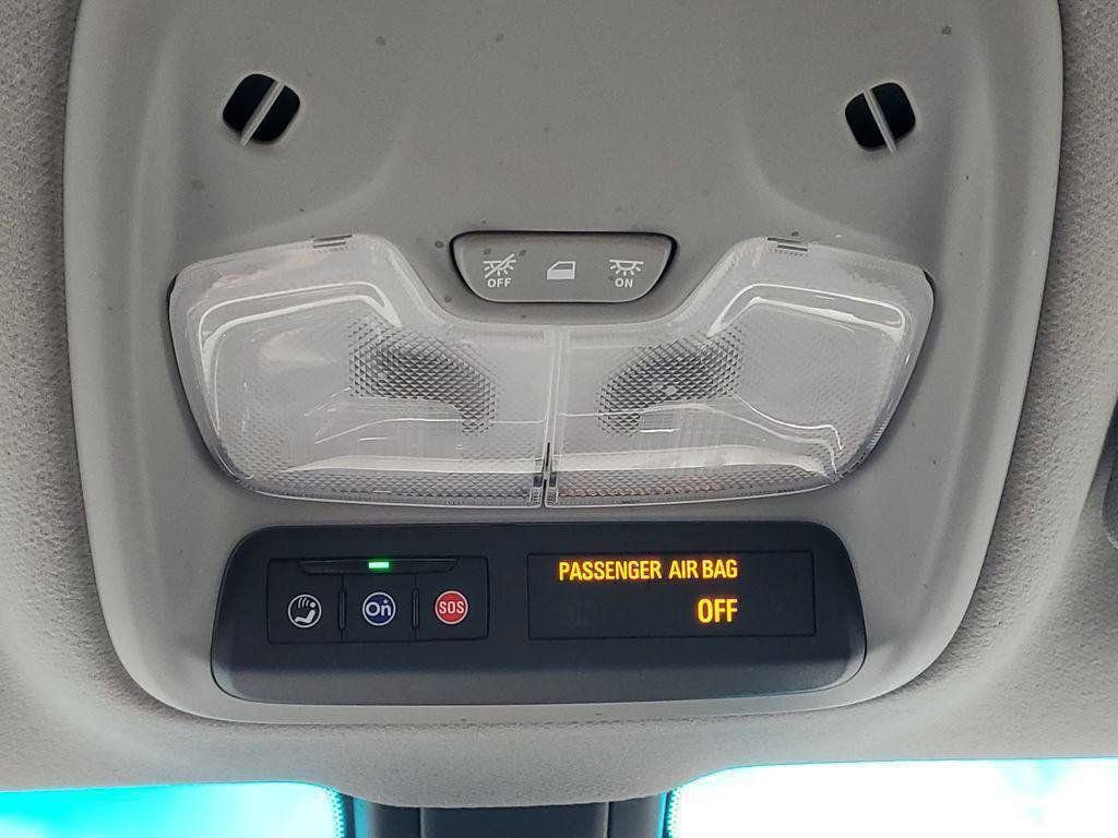 Used 2023 Chevrolet Bolt LT FWD image 20