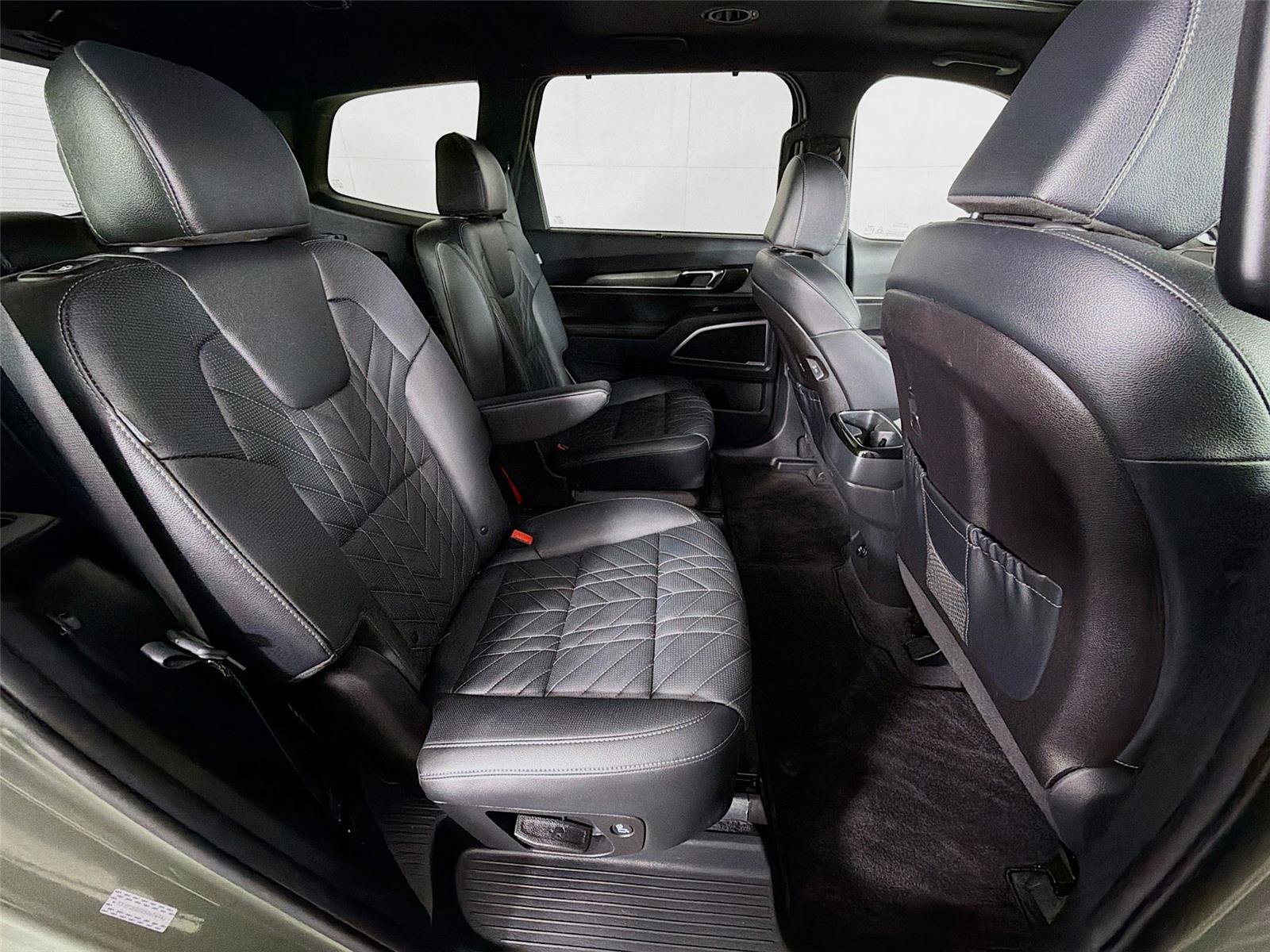 Used 2025 Kia Telluride EX X-Line AWD/4WD image 29