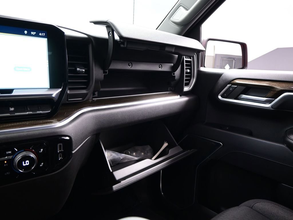 Used 2022 Chevrolet Silverado 1500 LT image 29