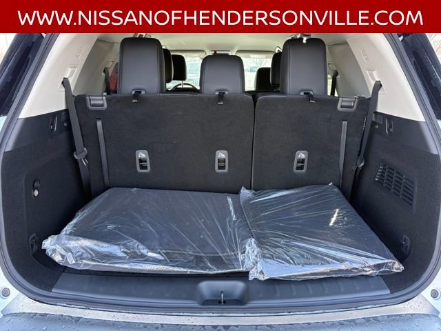 New 2026 Nissan Pathfinder SL AWD/4WD image 28