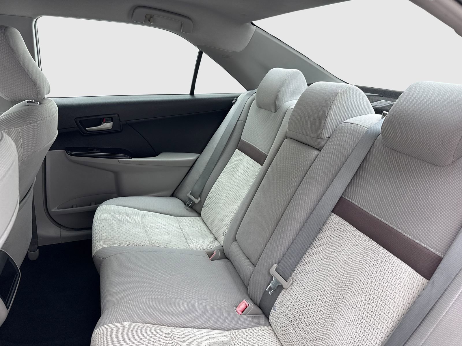 Used 2013 Toyota Camry LE image 35